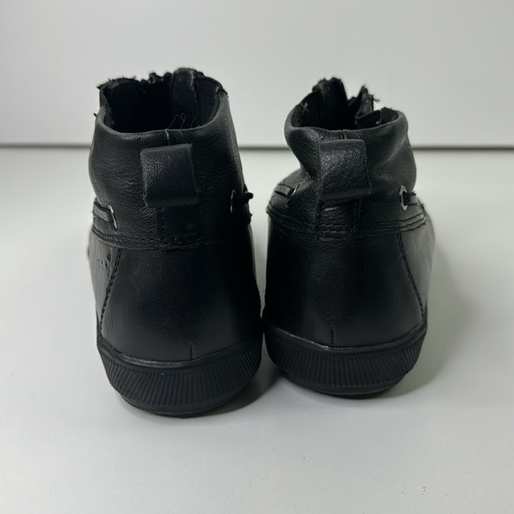 Cougar Cobalt Black Leather Winter Bootie - Picture 6 of 12